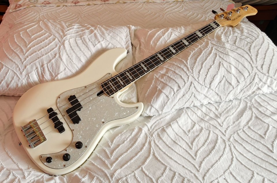 Sire Marcus Miller P7 Custom Pasivo Dimarzio DP126BK