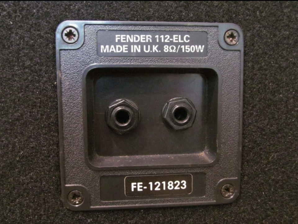 Vendo pareja de pantallas acústicas Fender 115-ELC de segunda mano · Foto 5 de 7 · Cantabria · 295 €