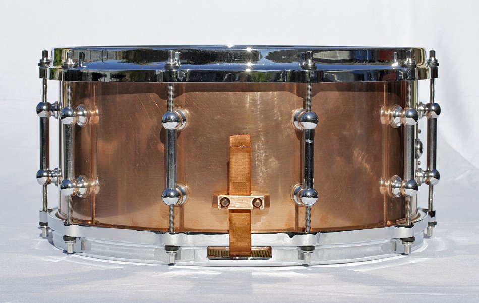 Caja de 14"x6,5" con casco de cobre y aros die cast de segunda mano · Foto 6 de 10 · Segovia · 350 €