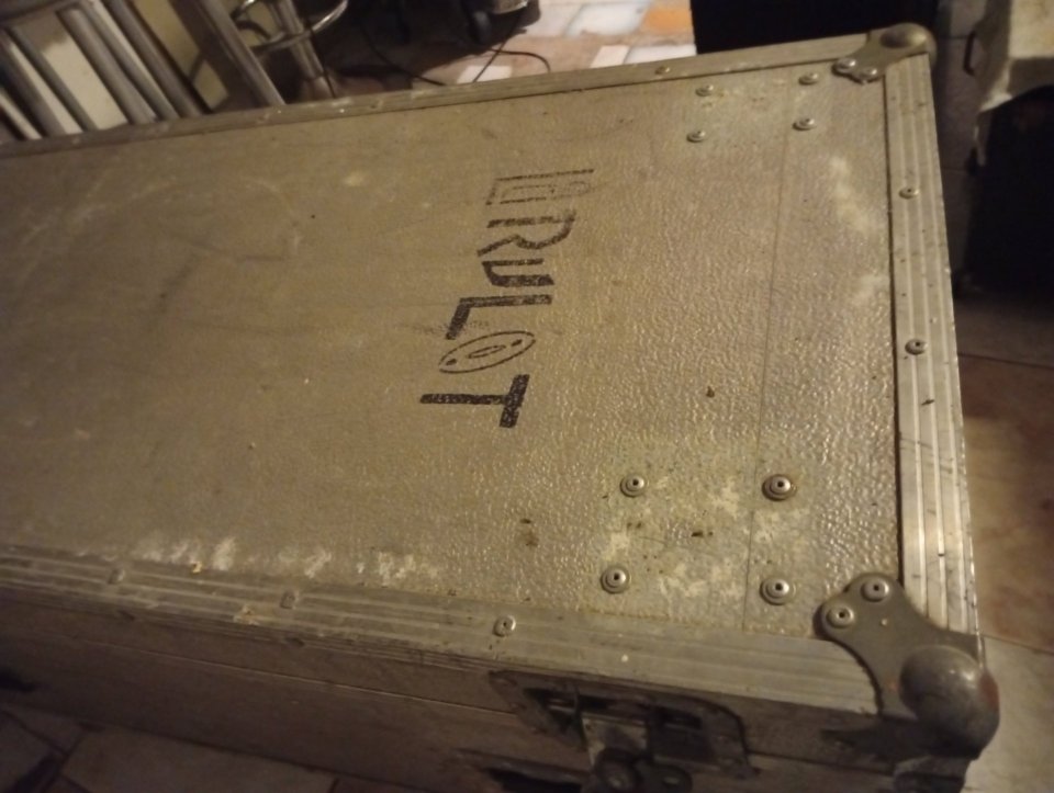 Flight case/baúl de segunda mano · Foto 1 de 8 · Barcelona · 100 €