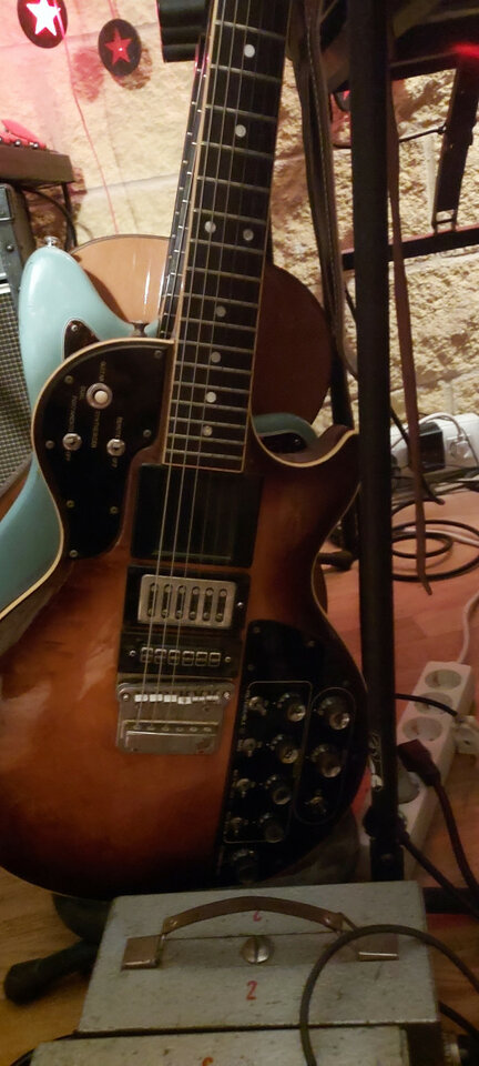 roland gr500 guitarra y synte acepto cambios