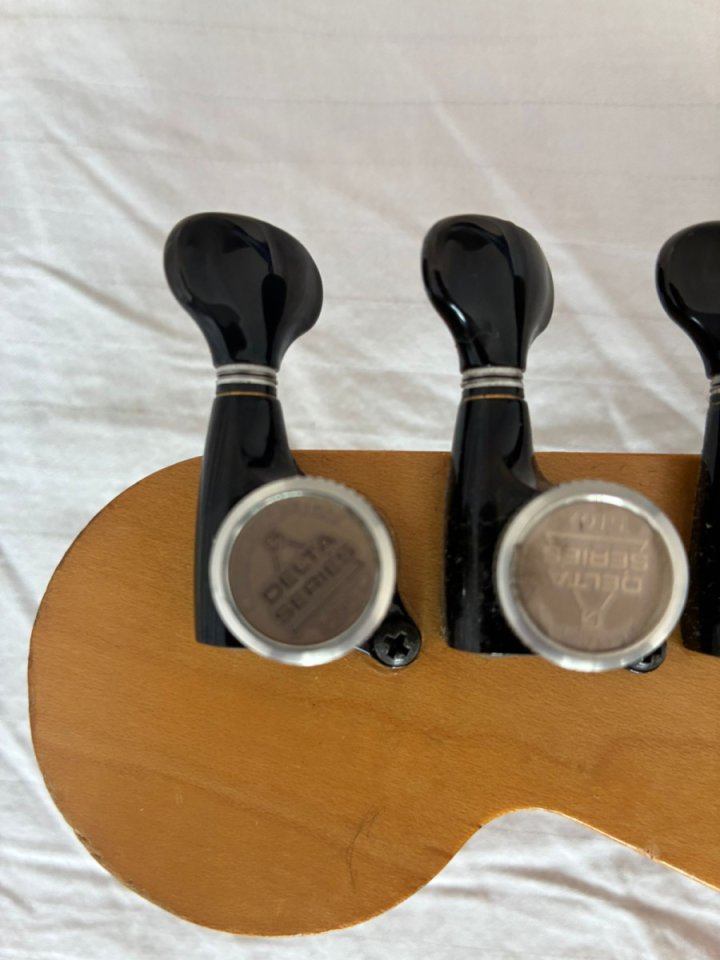 Fender Stratocaster - Made in Japan 1986