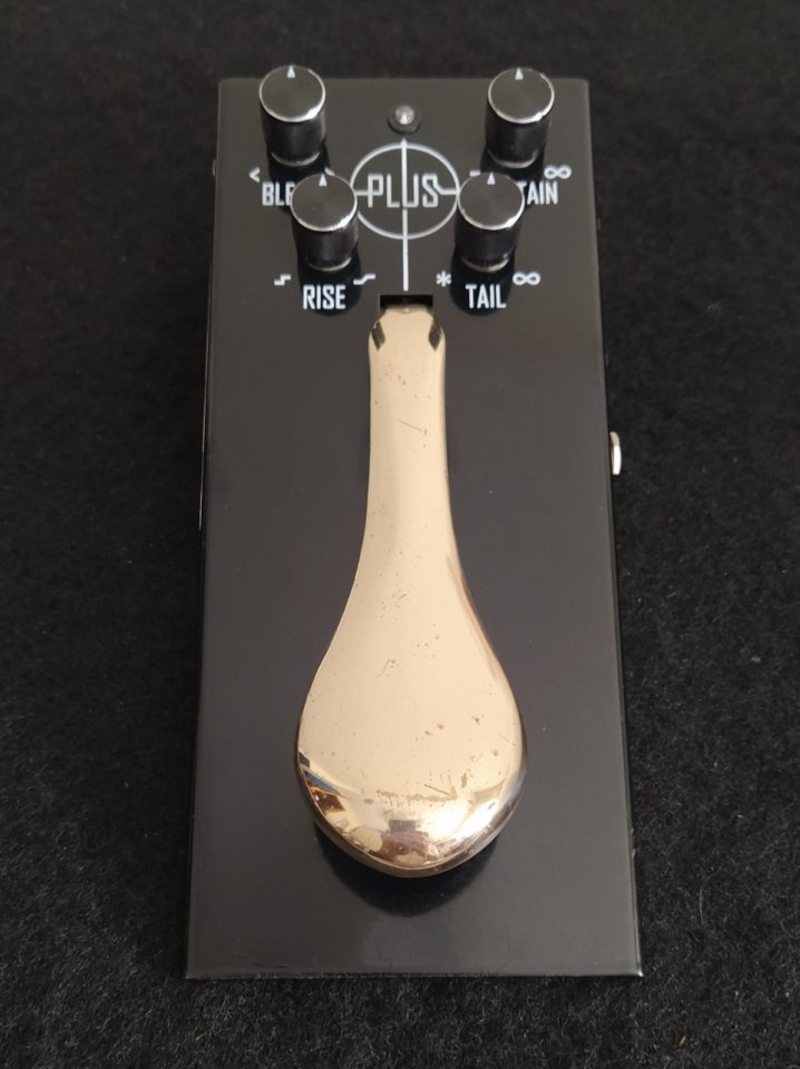 Gamechanger Plus Pedal + WET Pedal de segunda mano · Foto 1 de 9 · Valencia · 240 €