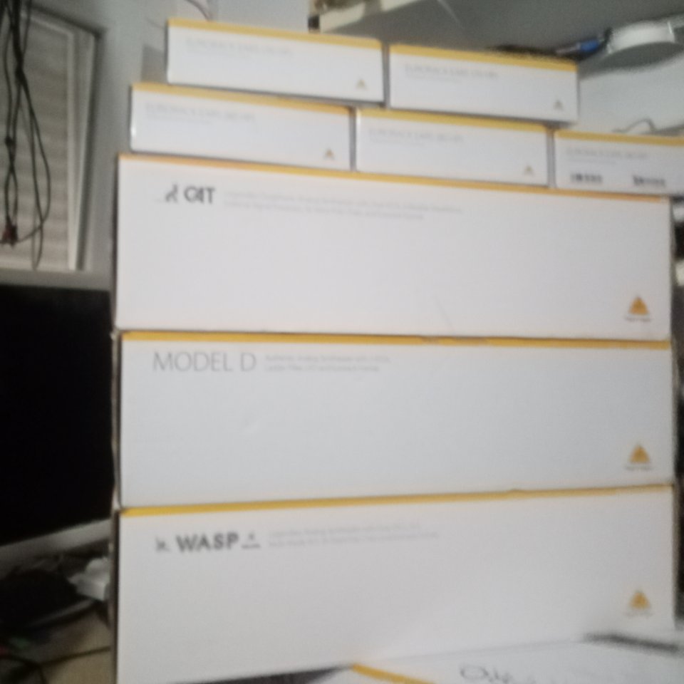 Por liquidación de estudio vendo el equipo.