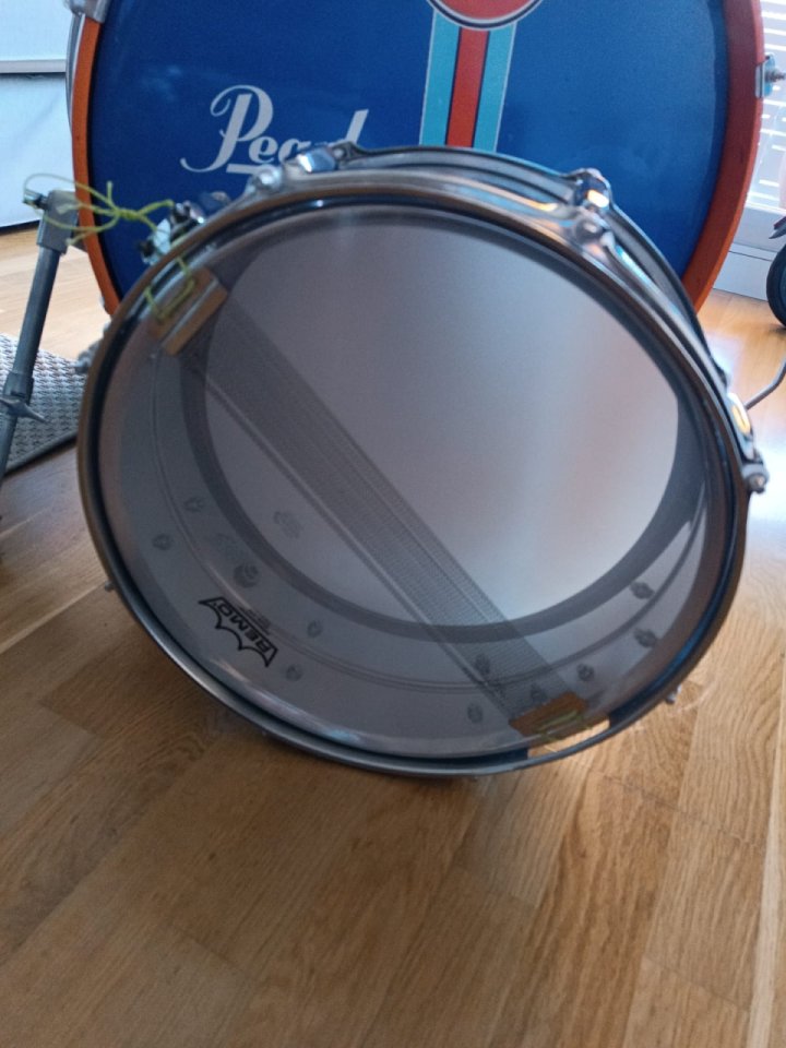 Bateria Pearl Export restaurada