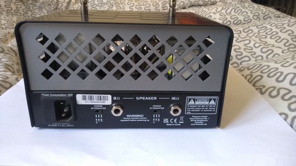 Harley Benton Mighty-5TH Ampli VALVULAS mejoradas de segunda mano · Foto 5 de 8 · Valencia · 120 €