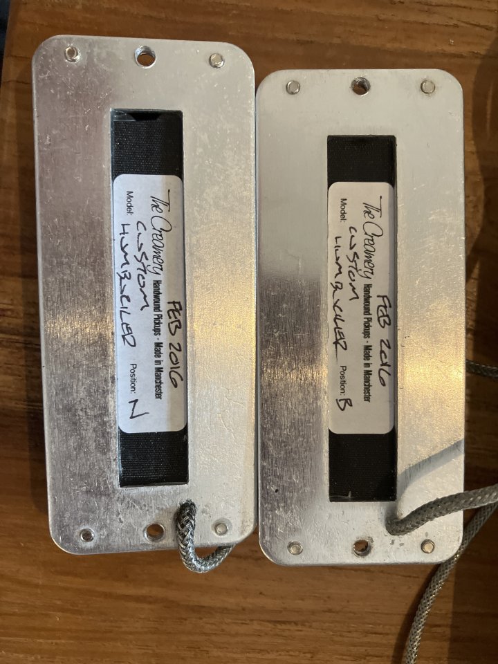 Rickenbacker 480 clon (UK)