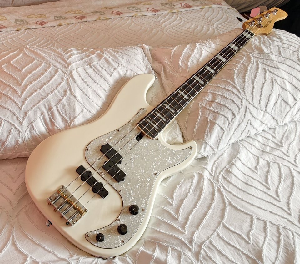 Sire Marcus Miller P7 Custom Pasivo Dimarzio DP126BK