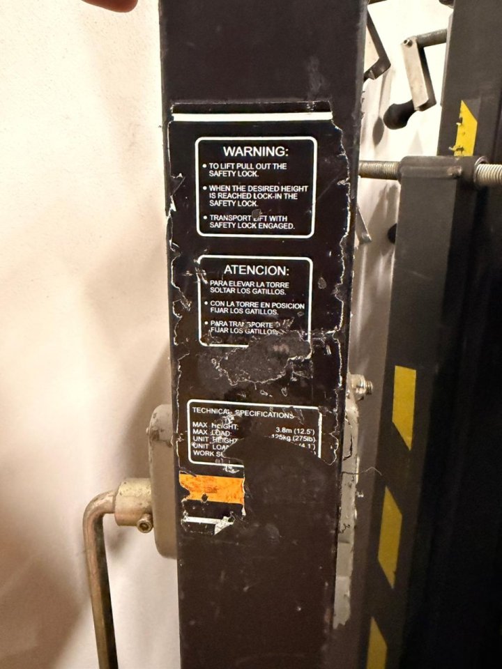 2 torres elevadoras VMB TE-034 (3,8 m, 125 kg) de segunda mano · Foto 6 de 6 · Alicante · 650 €