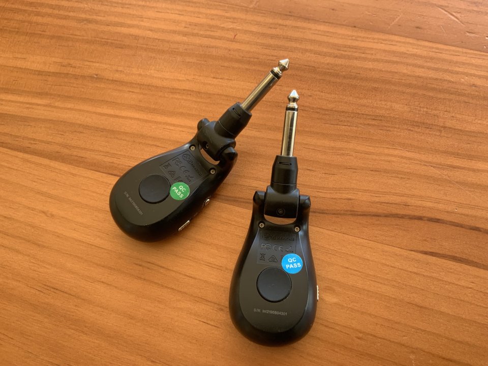 XVive Wireless System U2 Carbon de segunda mano · Foto 2 de 4 · Girona · 80 €
