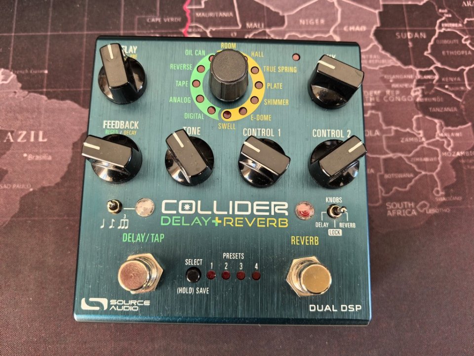 Source Audio Collider Delay+Reverb (Envío incluido)