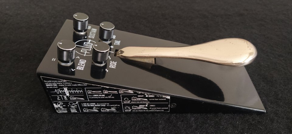Gamechanger Plus Pedal + WET Pedal de segunda mano · Foto 3 de 9 · Valencia · 240 €