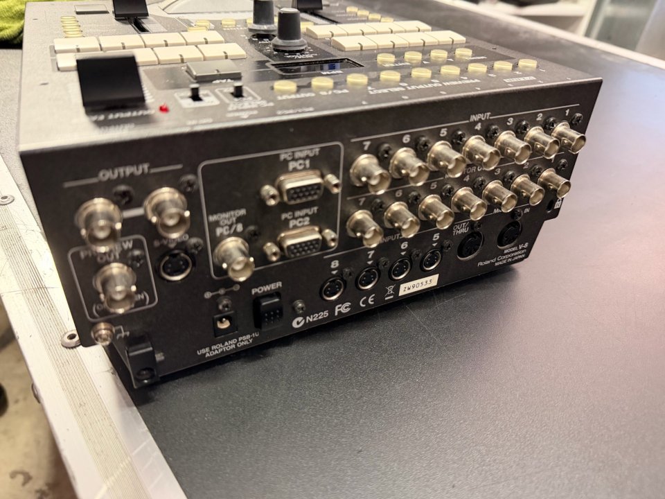 Roland Edirol V8 de segunda mano · Foto 2 de 3 · Málaga · 300 €