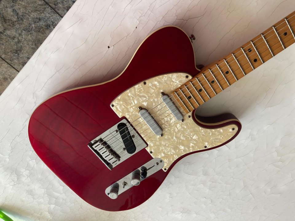 Fender Telecaster Plus V2 de segunda mano · Foto 1 de 9 · Barcelona · 1950 €