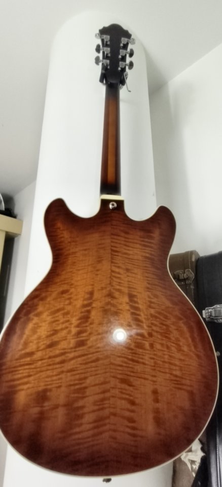 Ibanez AS83-VLS-12-01 de segunda mano · Foto 6 de 8 · Girona · 475 €