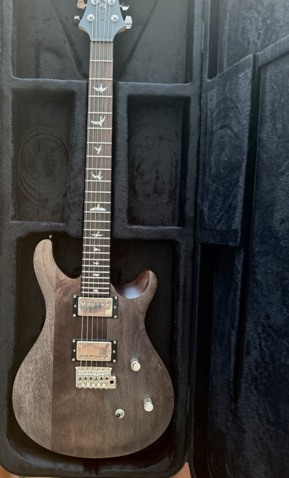 PRS SE CE customizada de segunda mano · Foto 1 de 6 · Alicante · 895 €