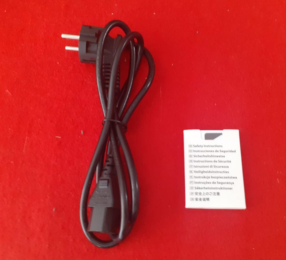 Behringer JN-80 de segunda mano · Foto 4 de 4 · Girona · 429 €