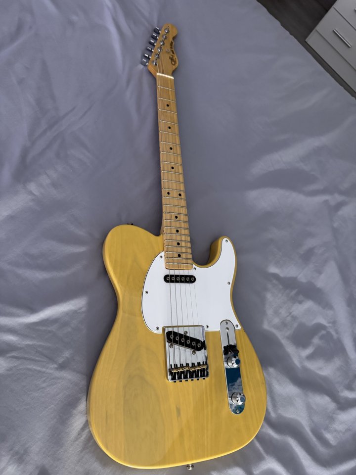 G&L Fullerton Deluxe Asat Classic USA de segunda mano · Foto 1 de 4 · Sevilla · 1300 €