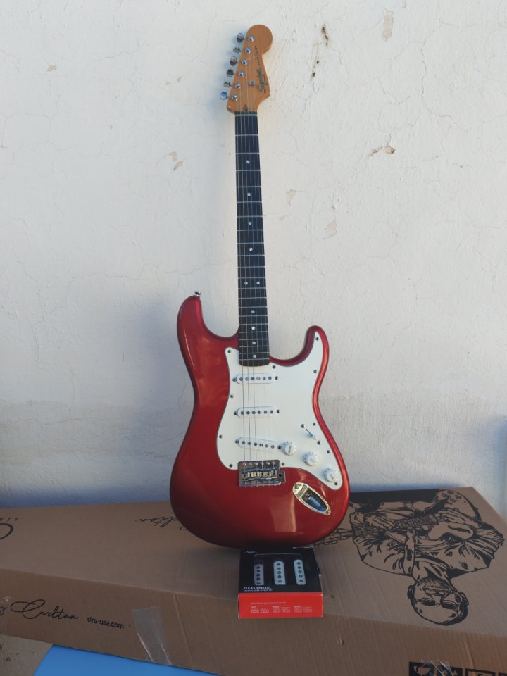Squier CV60 CAR de segunda mano · Foto 1 de 6 · Murcia · 400 €