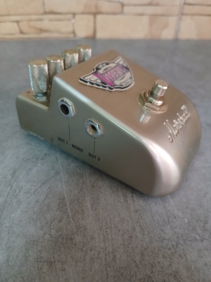 Pedal Vibrato Marshall VT-1 de segunda mano · Foto 4 de 7 · Valencia · 60 €