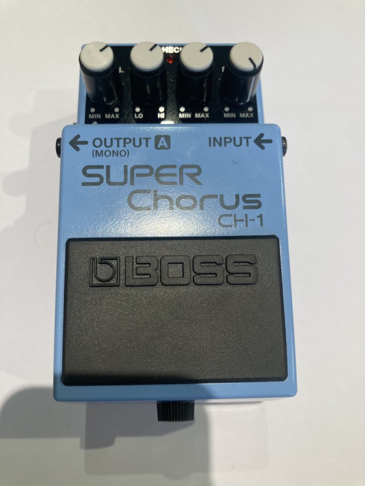 Pedal boss chorus ch1 de segunda mano · Foto 7 de 7 · Valencia · 55 €