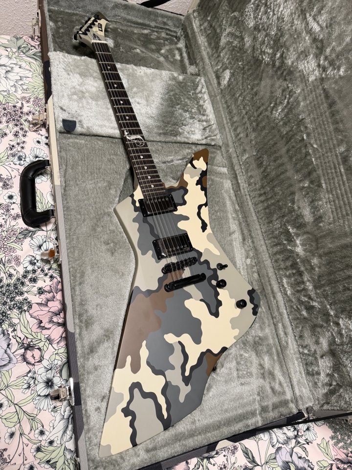 ESP / LTD Snakebyte Camo James Hetfield limited edition 2026 NUEVA