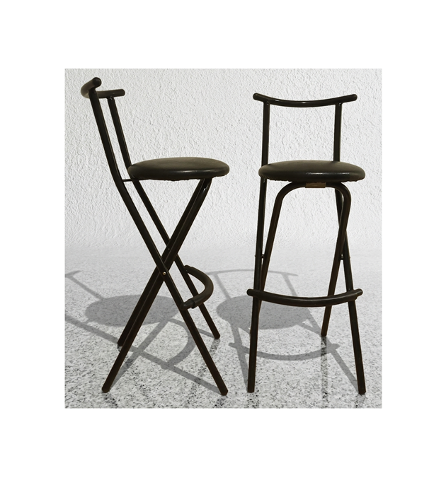Pareja de sillas/taburetes altos plegables de Bar/Cocina de segunda mano · Foto 1 de 8 · Cantabria · 80 €