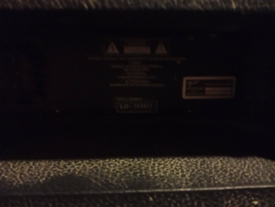 Fender BXR 300 de segunda mano · Foto 6 de 6 · Barcelona · 200 €