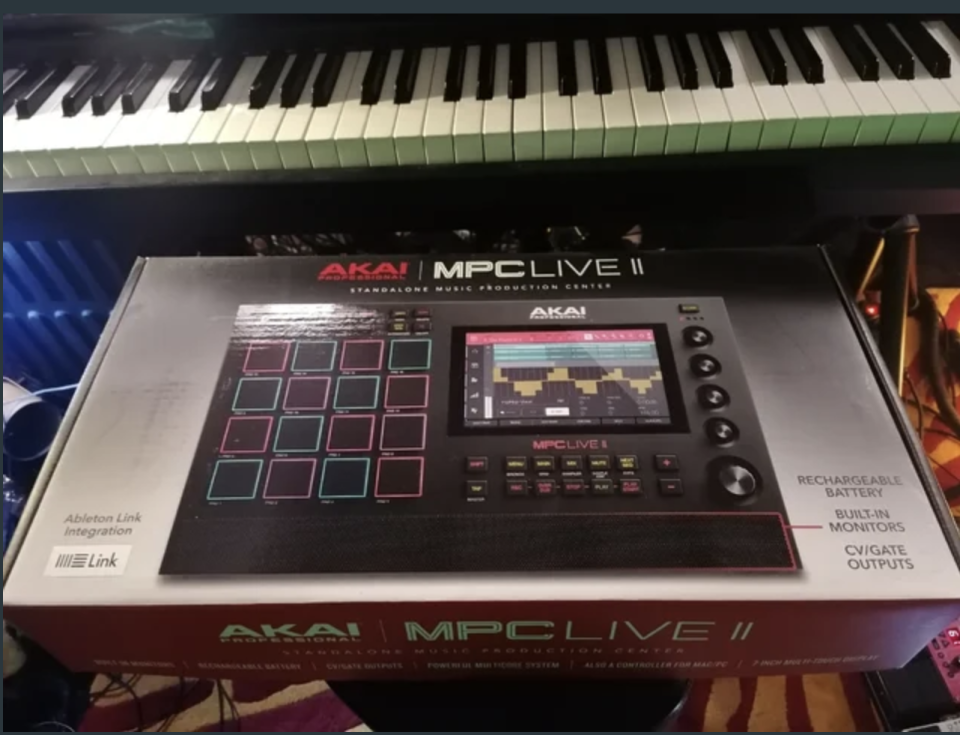 Akai MPC Live II