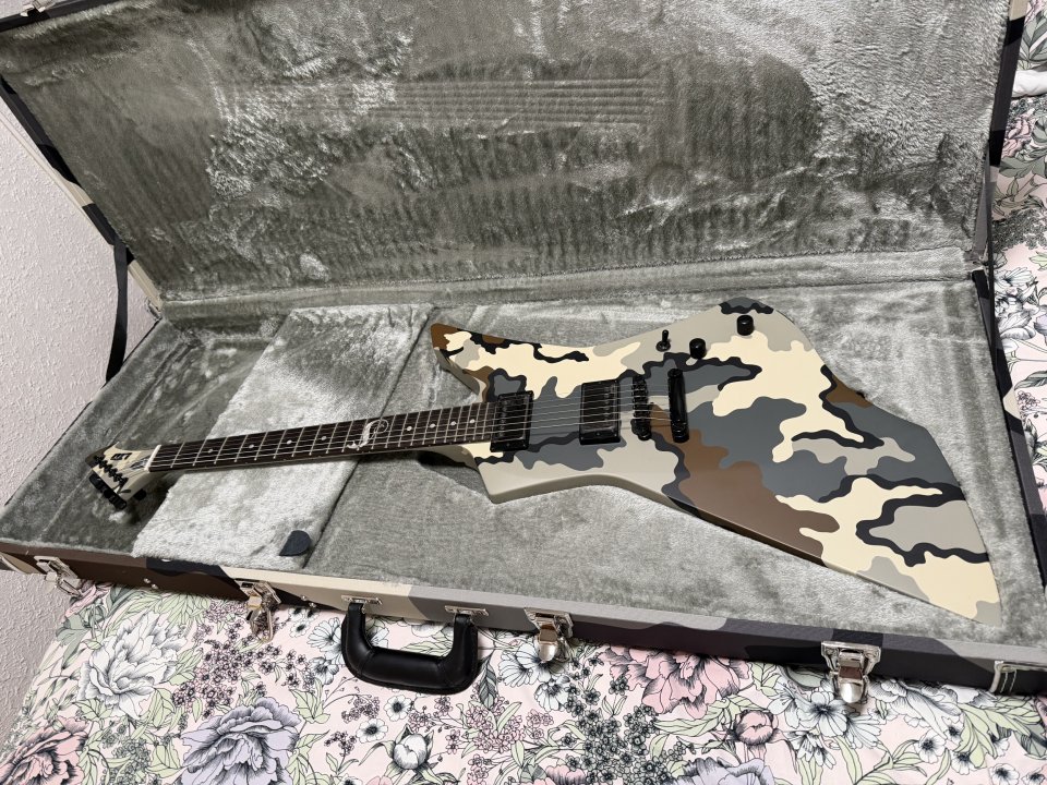 ESP / LTD Snakebyte Camo James Hetfield limited edition 2026 NUEVA