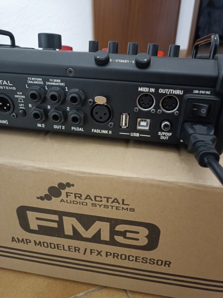 Fractal FM3 Mark 1 de segunda mano · Foto 8 de 10 · Tarragona · 800 €
