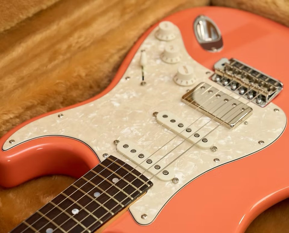 Rossi Handmade Guitars Stella HSS Coral Pink