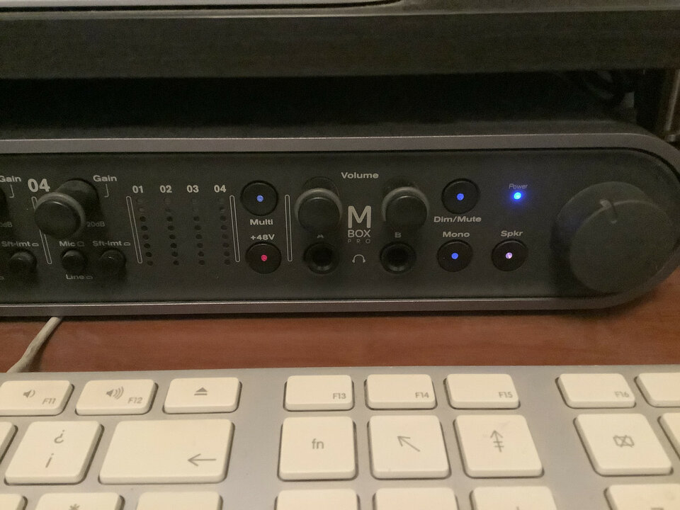 Pack IMAC 21” con targeta de sonido MBOX PRO GEN 3