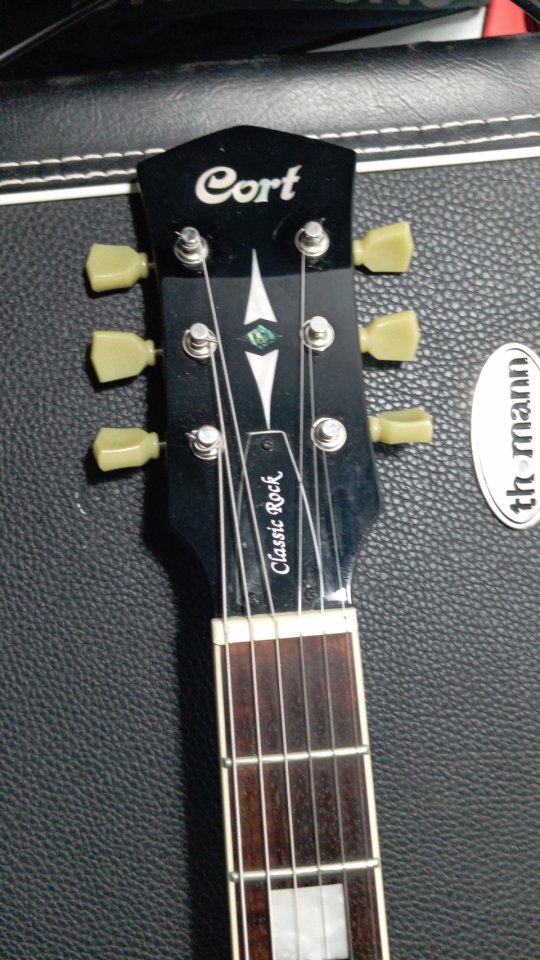 Guitarra tipo Gibosn Les Paul Cort CR 250 TBK de segunda mano · Foto 3 de 6 · Badajoz · 400 €