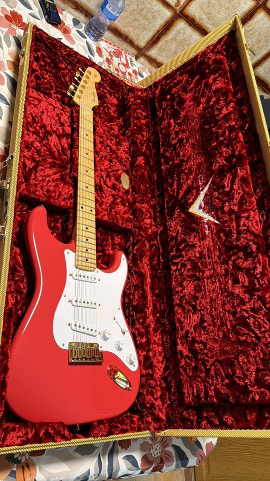 Fender 56 Strat NOS Fiesta Red GH de segunda mano · Foto 3 de 8 · Tarragona · 3200 €