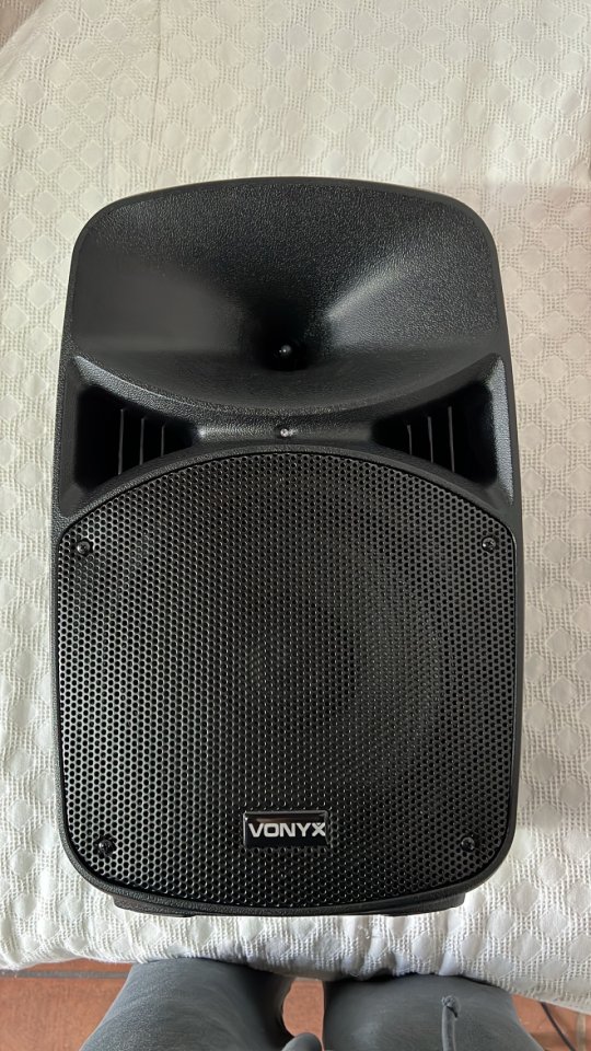 Pack de altavoces Vonyx de segunda mano · Foto 2 de 9 · Huelva · 200 €