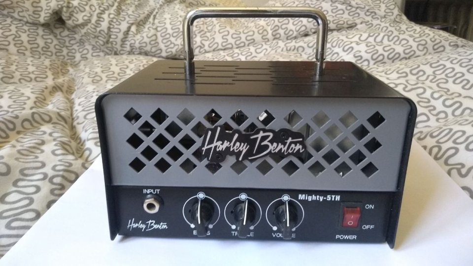 Harley Benton Mighty-5TH Ampli VALVULAS mejoradas de segunda mano · Foto 8 de 8 · Valencia · 120 €