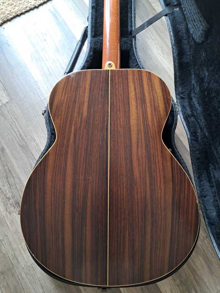 ALHAMBRA J3 Con Fishman PREFIX STEREO BLEND (2000) de segunda mano · Foto 4 de 10 · Madrid · 370 €