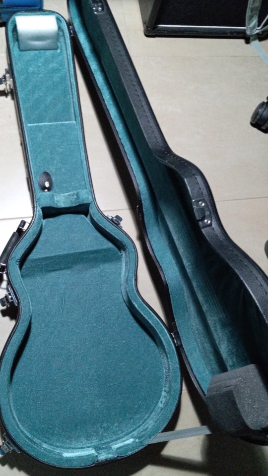 Guitarra tipo Gibosn Les Paul Cort CR 250 TBK de segunda mano · Foto 6 de 6 · Badajoz · 400 €