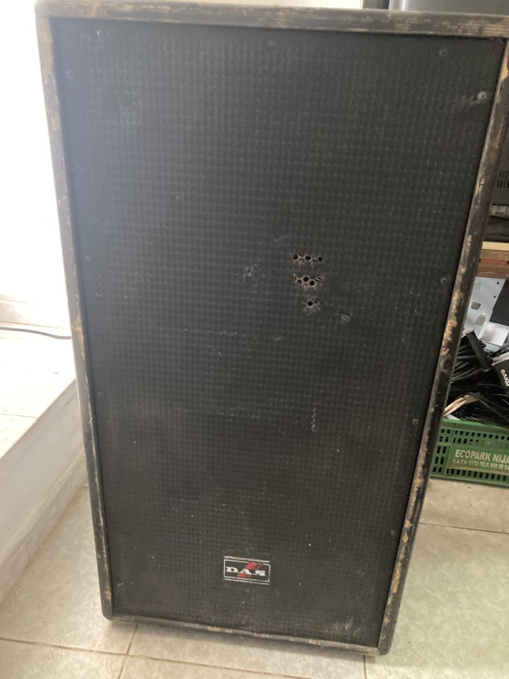 Altavoces de 2 cajas DAS de segunda mano · Foto 1 de 3 · Almería · 400 €