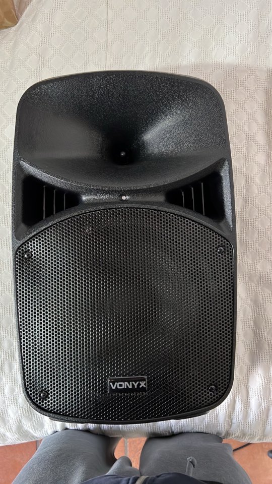 Pack de altavoces Vonyx de segunda mano · Foto 6 de 9 · Huelva · 200 €
