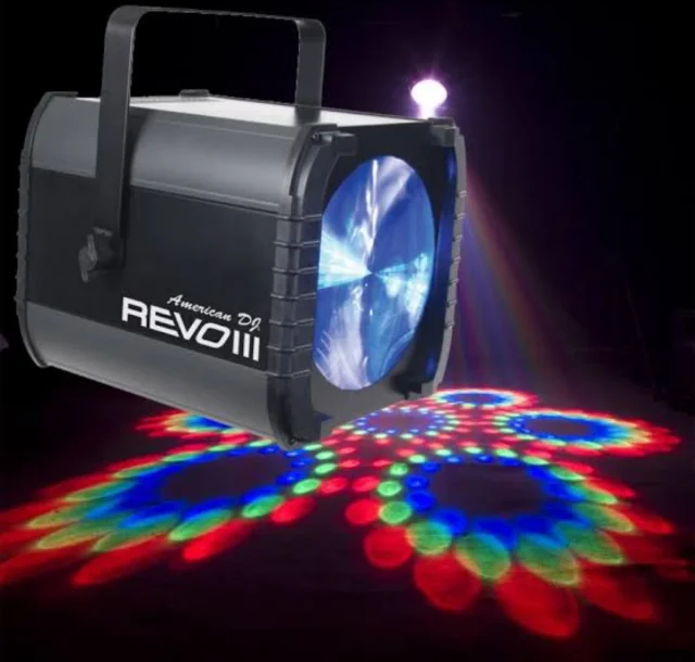 Foco LED American DJ Revo III de segunda mano · Foto 1 de 8 · Cantabria · 150 €