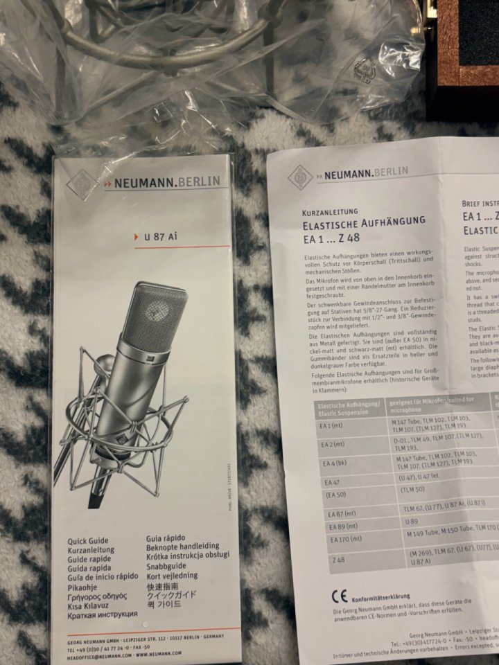 Neumann U87 Ai Original Nuevo a Estrenar + Suspensión EA87 + Caja Completa de segunda mano · Foto 1 de 6 · Barcelona · 2500 €