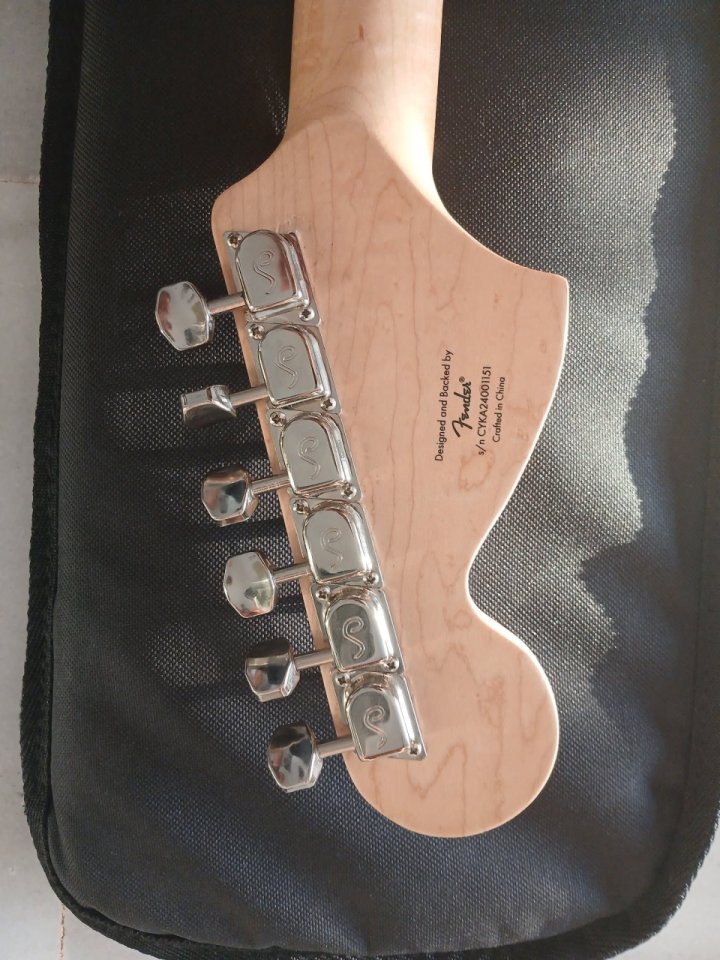 Partcaster Mojo Guitars con set completo Fender Tex mex y clavijeros Schaller 70 de segunda mano · Foto 8 de 8 · Sevilla · 450 €
