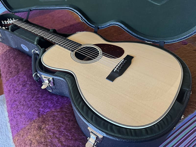 COLLINGS OM2HA Adirondack 2023
