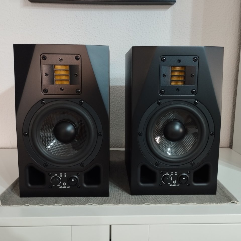 Altavoces Adam Audio A5X en perfectísimo estado