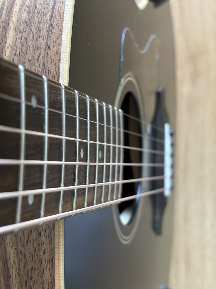 Guitarra TAYLOR AD11 GT blacktop NUEVA!