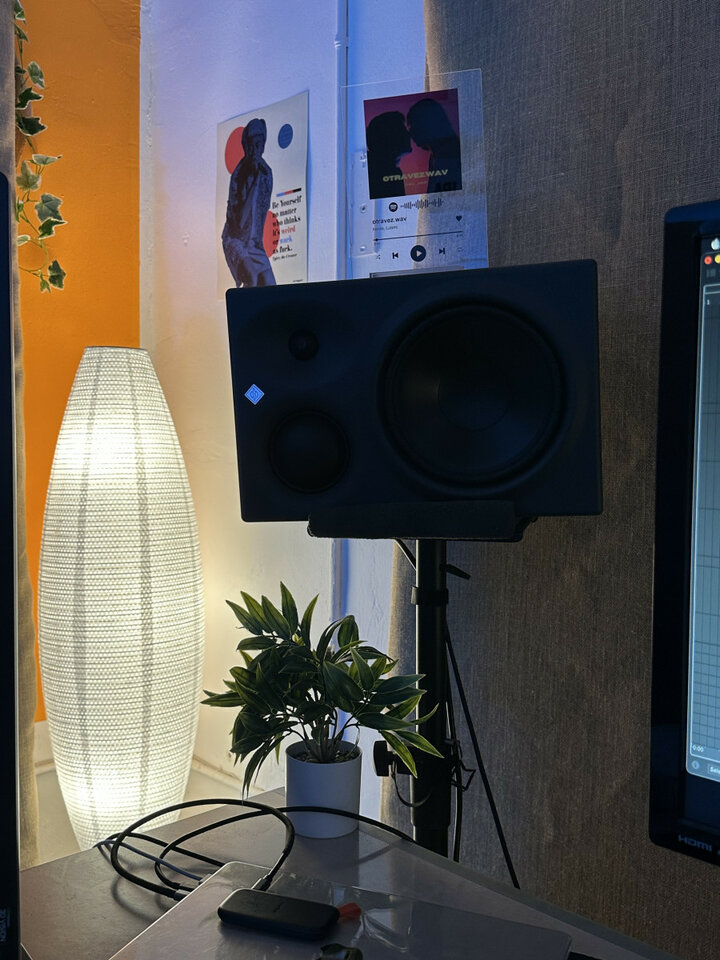 Neumann KH310 en estado impecable – Monitores de referencia de 3 vías