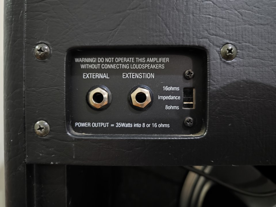 Amplificador de guitarra VOX TB35C1 (Tony Bruno). de segunda mano · Foto 5 de 6 · A Coruña · 750 €