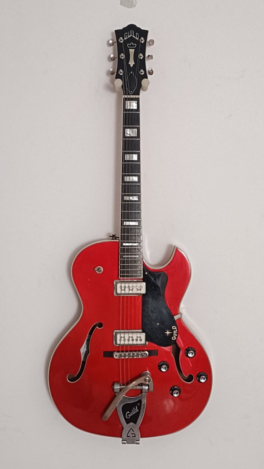 Guild Starfire III Special (Limited Edition) de segunda mano · Foto 2 de 10 · Barcelona · 2000 €